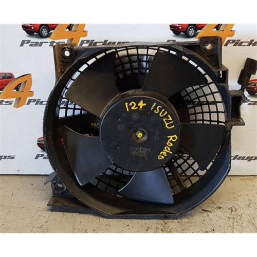 Isuzu Rodeo uchun yagona radiatorli radiator. 2002-2006 8973566460